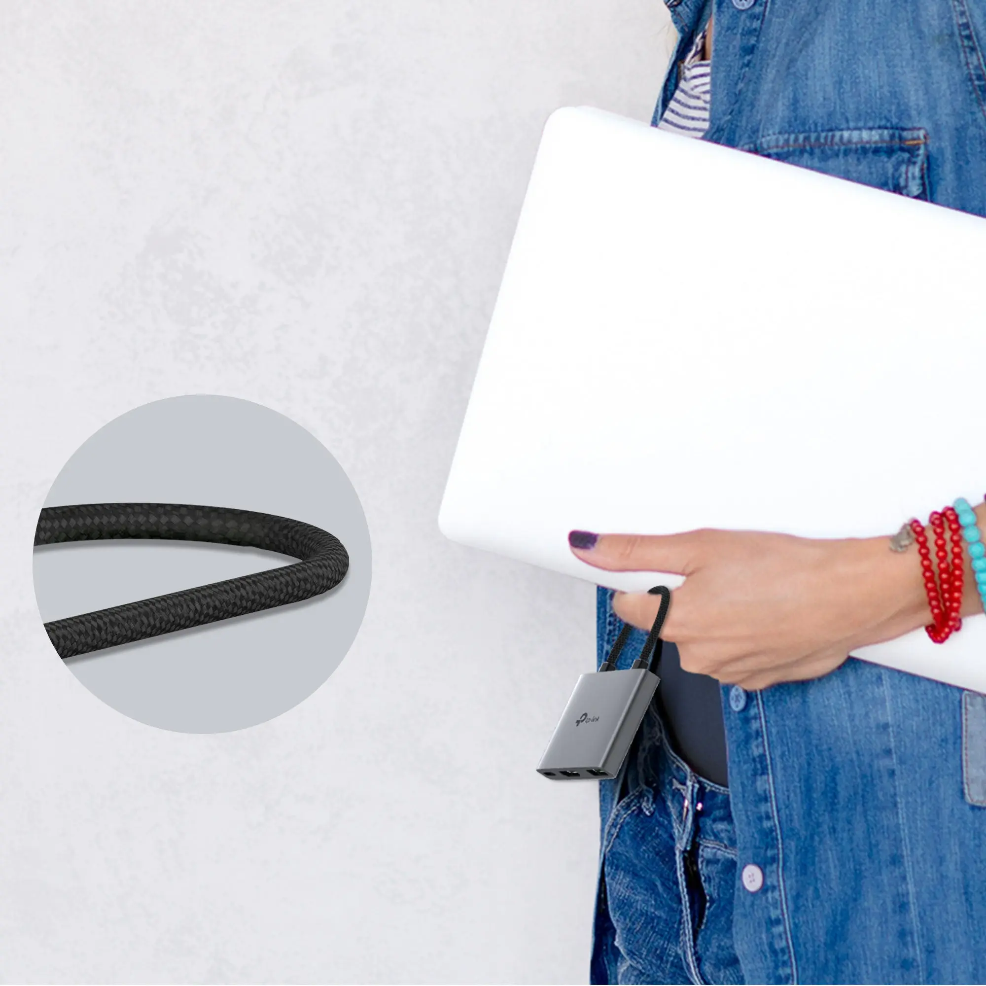USB Type-C 3-in-1 Hub UH3020C - Image 9